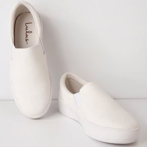 NWT Lulus white canvas sneakers